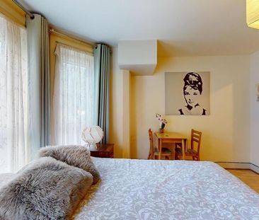 Studio to rent - Photo 2