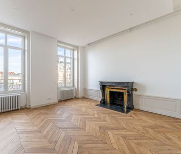 Location Appartement 3 pièces 99m² - Photo 1