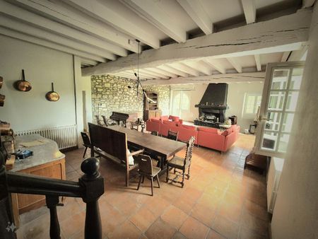 Magnifique maison traditionnelle basque de 239 m2 Ã Arcangue à louer de 6 pièce(s) sur 238 m² - Photo 3