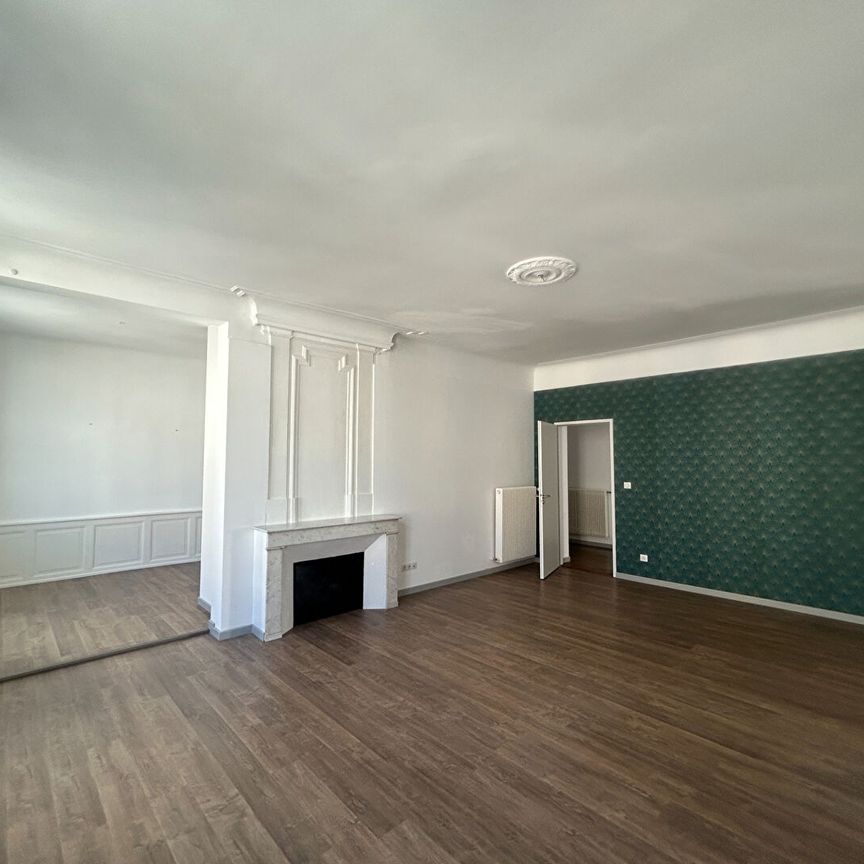 Location Appartement 6 pièces 137m² - Photo 1