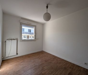 Location Appartement 2 pièces 47m² TROYES 10000 - Photo 3