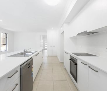 A Peaceful Spacious Suburban Home with Solar! - Photo 5