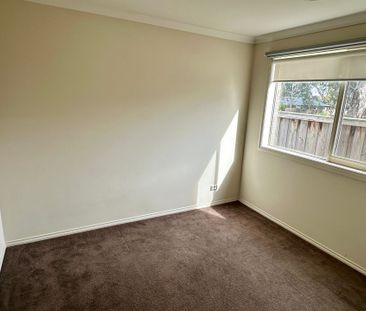 Leased - 4 Bedroom Home in Carrum Downs - Photo 6