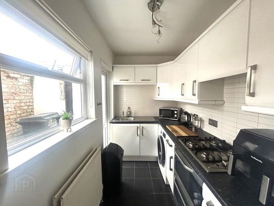 29 Oakdene Parade, Belfast, BT4 1LB - Photo 1