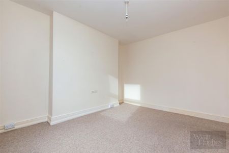1 bed flat to rent in Baldslow Road, Hastings, TN34 - Photo 2