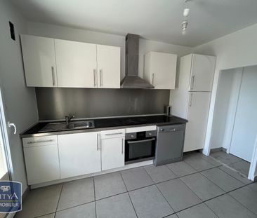 Location Appartement 4 pièces 82m² BRON 69500 - Photo 3