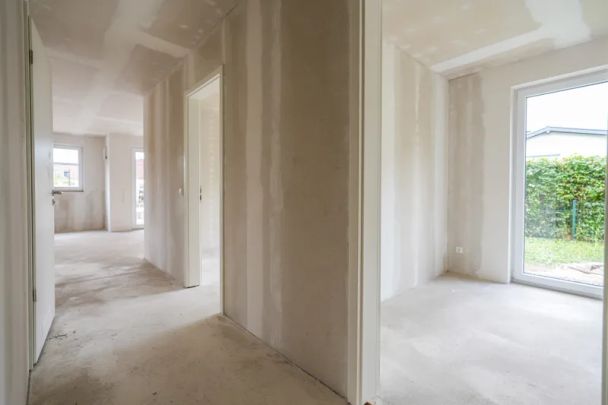 Privatparadies: 3 Zimmer mit Terrasse und eigenem Garten - Photo 1