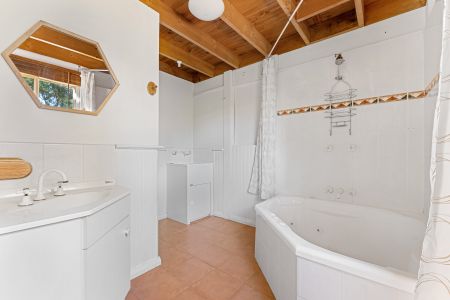 Three Bedroom Home in Beautiful Hepburn - Photo 5