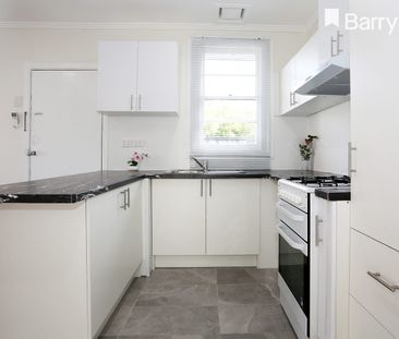 **REGISTER TO INSPECT VIA REALESTATE.COM.AU LINK & PHOTO ID MUST BE... - Photo 4