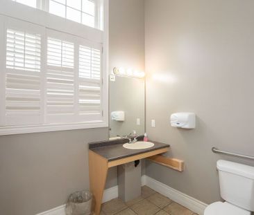 For Lease - 1480 Bishops Gate N/A Unit# 207, Oakville, Ontario - Photo 3
