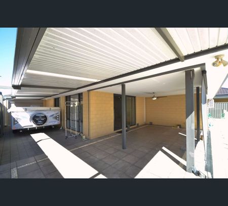 12 Obsidian Way, Byford, WA 6122 - Photo 5