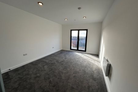 Burlington Square, Chesterfield - Photo 3