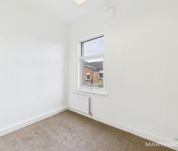 3 bedroom terraced house to rent - Photo 6