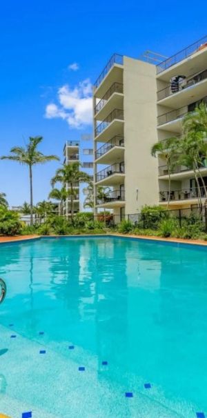 2 Bedroom Unit in Beach Front Marcoola Resort - Photo 1