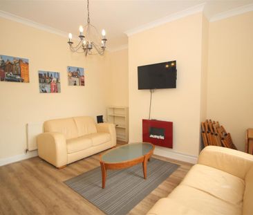 6 bedroom Student Terraced House to rent in Belle Grove West, Newca... - Photo 1