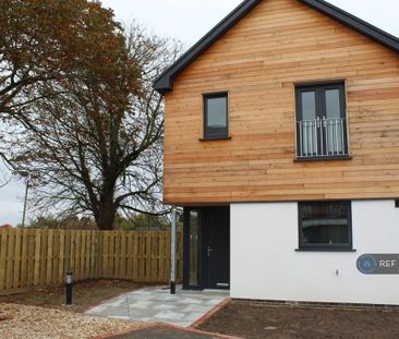 3 bedroom semi-detached house to rent - Photo 5