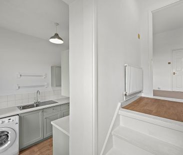 Rosendale Road, London, SE21 - Photo 6