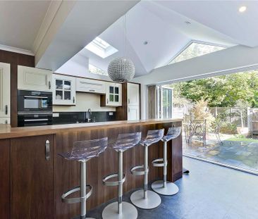 4 bedroom terraced house to rent - Photo 5