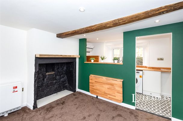 2 bedroom cottage to rent Roper Green, HX2 - Photo 1