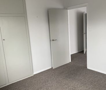 Merivale Unit Across The Road From Hagley Park - Photo 1