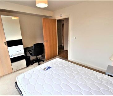 2 bedroom apartment to rent - Photo 4