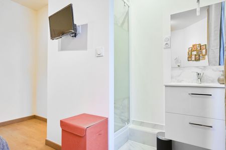 SAINT OUEN L'AUMONE Colocation 3 chambres à Saint Ouen l'Aumone - Photo 3
