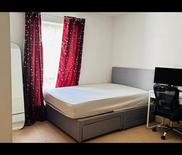 2 Bed Flat, Drinkwater Road, HA2 - Photo 2