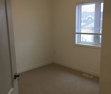 For Lease - 81 Sandhill Crane Drive, Wasaga Beach, Ontario - Photo 4