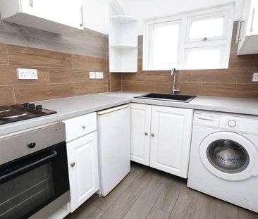 Shackleford Road, Woking, Surrey, GU22 - Photo 2