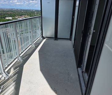 For Lease - 1 Fairview Road Unit# 3007, Mississauga, Ontario - Photo 6