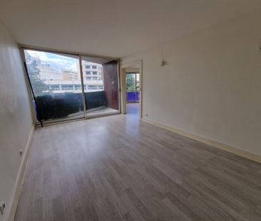 Location Appartement 2 pièces 50m² ANNEMASSE 74100 - Photo 6