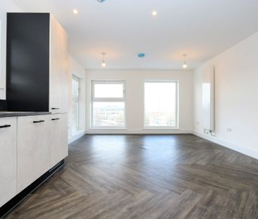 2 bedroom apartment to rent - Photo 2