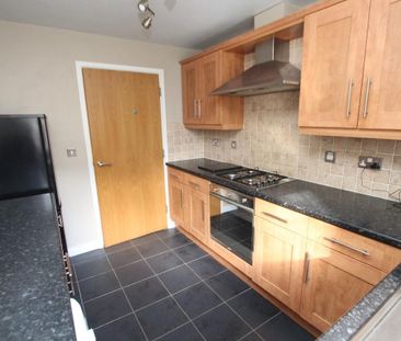 2 bedroom apartment to rent - Photo 3