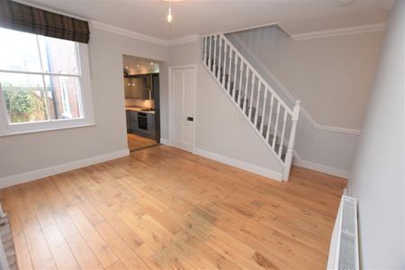3 BED Terraced House To rent - Photo 4