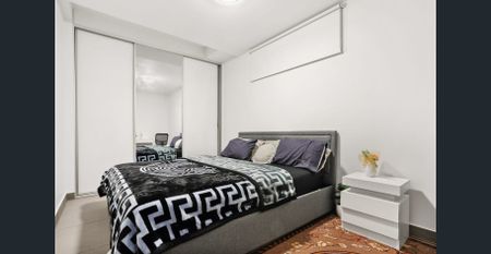Spacious & Convenient 1 Bedroom Apartment - Photo 2