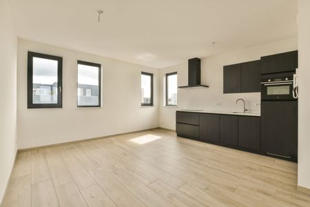 Appartement te huur: Adriaen Blockstraat 42-F 1363 LT Almere - Foto 2