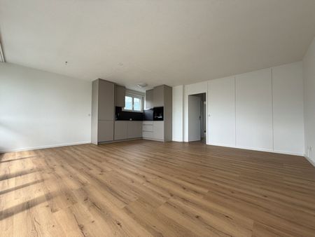 5.5 Zimmer, 95 m², 5. Stock - Photo 5