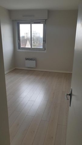 Location Appartement 2 pièces 49m² POITIERS 86000 - Photo 3