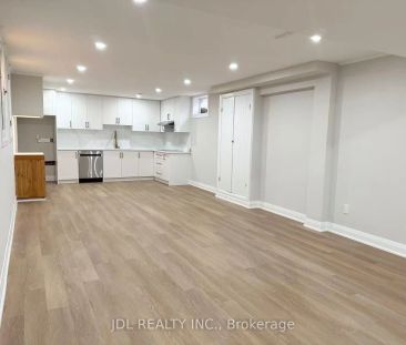 17 Fairway Heights Crescent #Bsmt - Photo 5