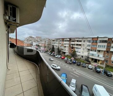 Apartament 2 camere, 60 mp + terasa 22 mp, zona Pub Doispe Central - Photo 2