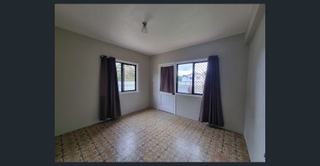 Affordable Living in Central Mareeba - Photo 3