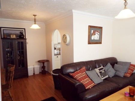 Hillfields, Dereham, NR19 1UE - Photo 3