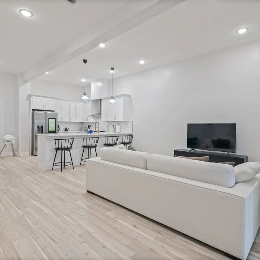 2 Bed Flat, Hatton Place, LU2 - Photo 1