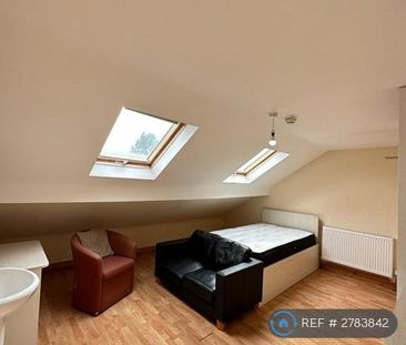 8 bedroom terraced house to rent - Photo 2