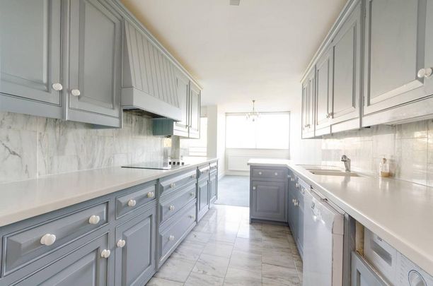 3 bedroom flat to rent - Photo 1