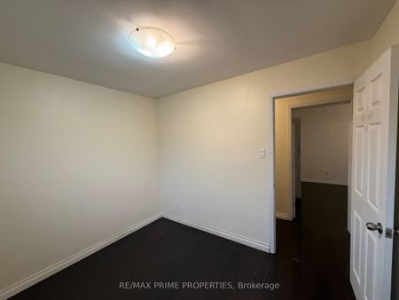 For Lease - 3563 Laddie Crescent Unit# Upper, Mississauga, Ontario - Photo 2