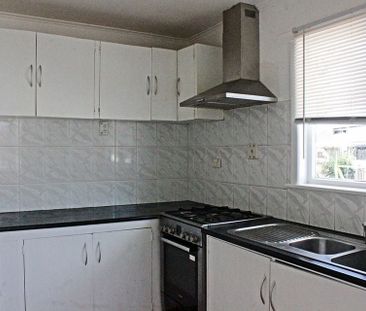 3-Bedroom Home for Rent – Pakuranga - Photo 6