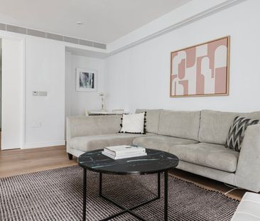 Central Saint Giles Piazza - Photo 5