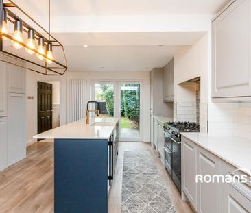 3 bedroom semi-detached house to rent - Photo 5
