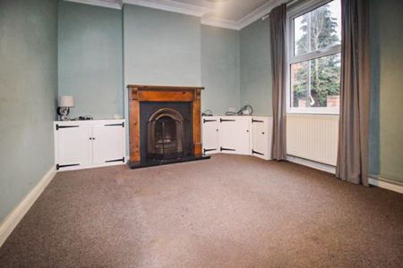 3 bed Mid Terraced House for Rent - Photo 5